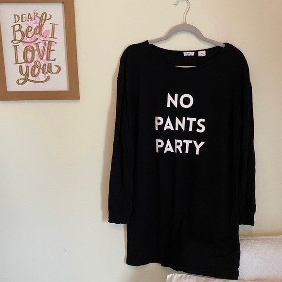 Nightgown - Picture 1 of 3